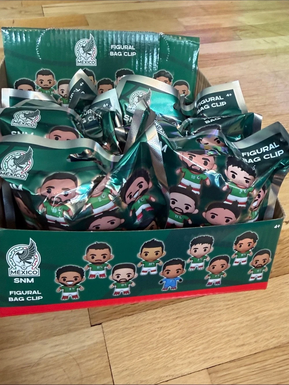NWT Set of 9 México National Team Mystery Figural Bag Clips ⚽️🥅🇲🇽